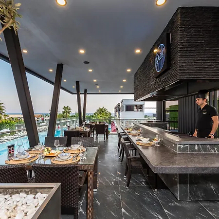 Otel White Avsallar