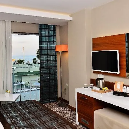 White Hotel 5*
