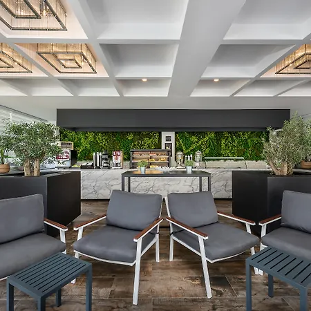 White Hotel 5*