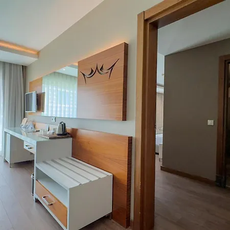 White Hotel Avsallar