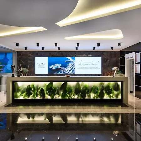 Hotel White 5*