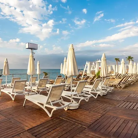 Hotel White 5*