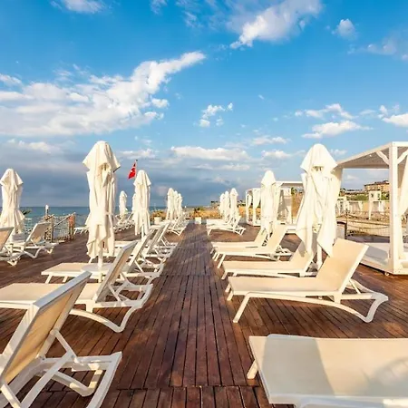 White Hotel 5*