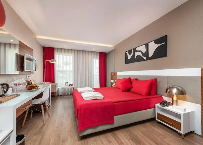 White Hotel 5*